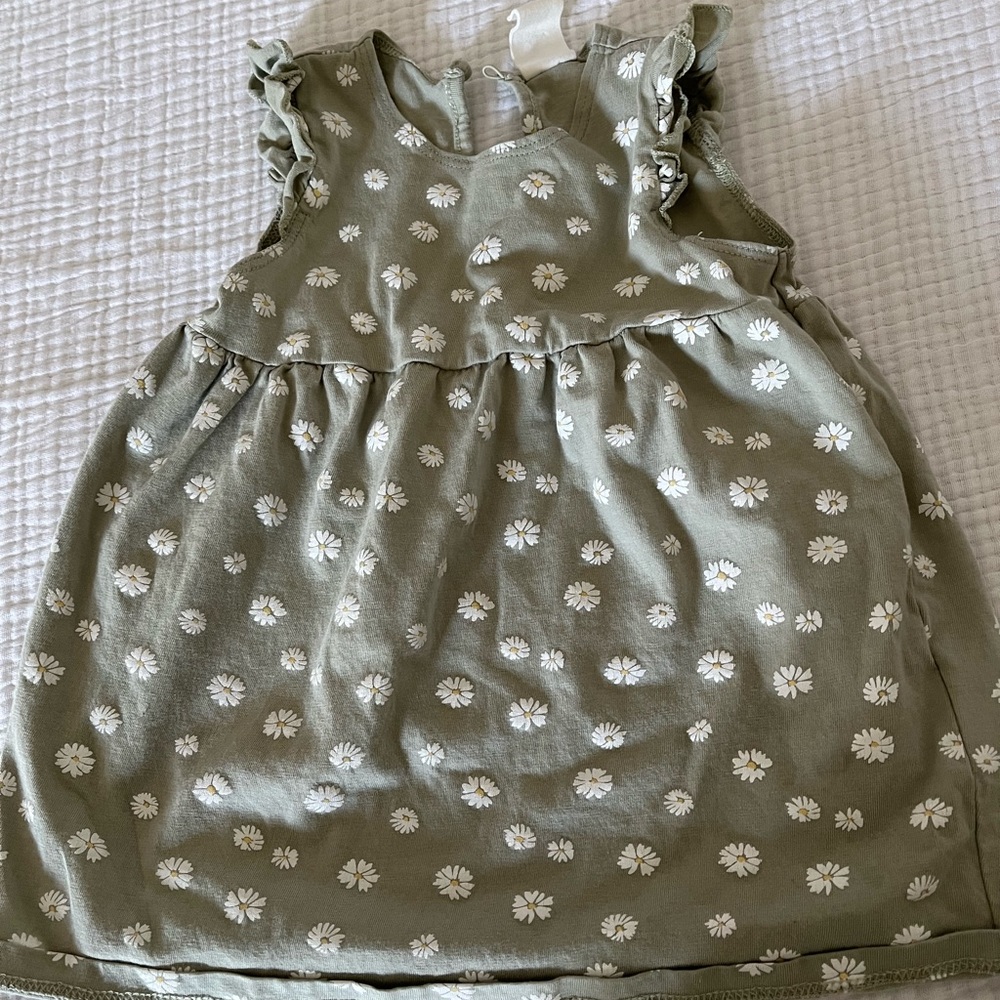Daisy baby dress